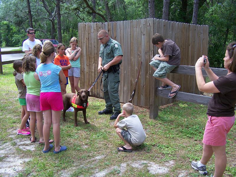 100_6916.JPG - They prepared for a search mission.